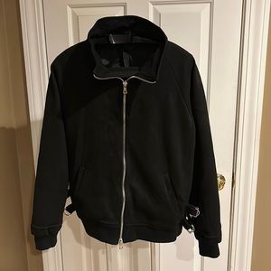 “Doctor M” brand Black men’s zip up coat. Excellent condition.